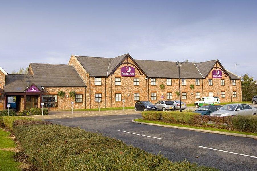 Premier Inn Premier Inn Wigan Bagian luar foto